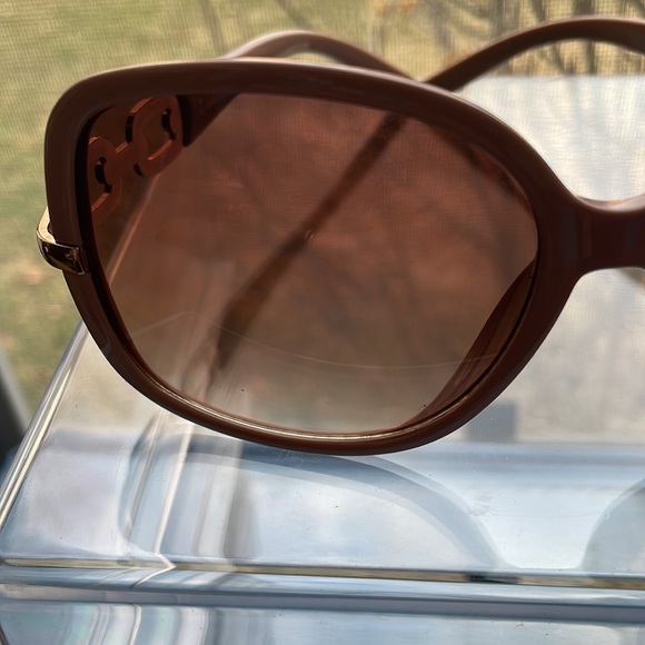 Sunglasses - Picture 2 of 6